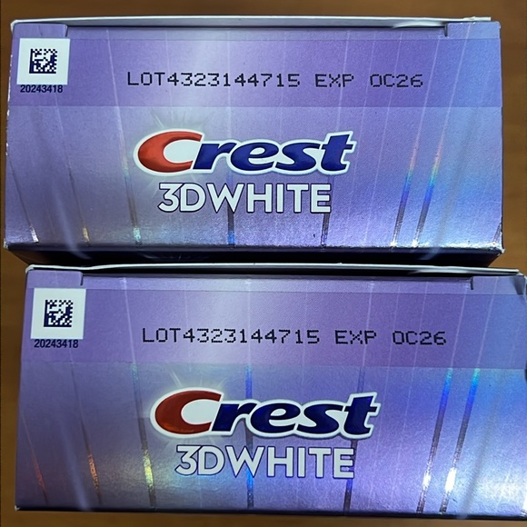 Crest Toothpaste Bundle - Picture 2 of 3